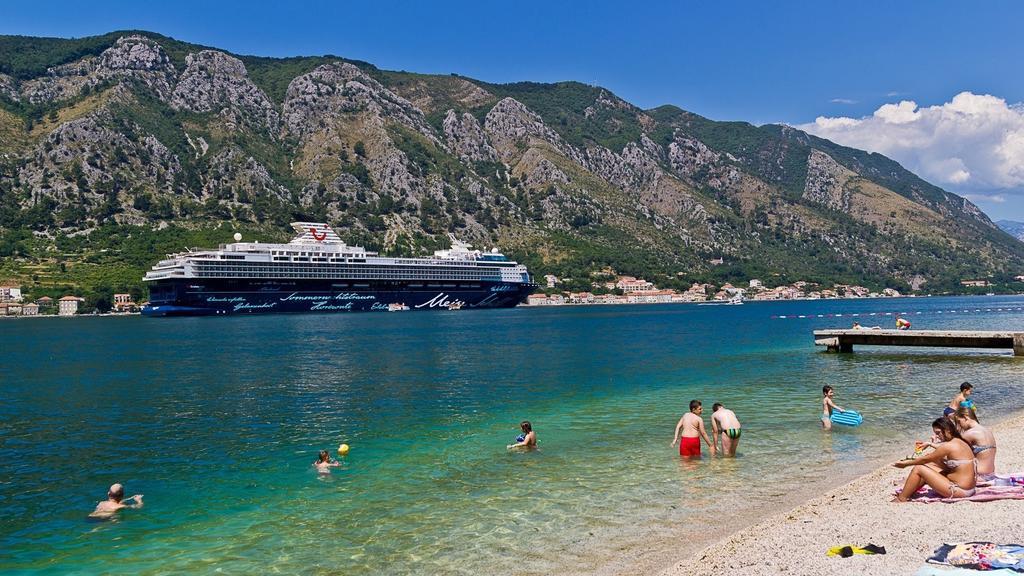 Apartment Terazza Di Ljuta Kotor Bilik gambar