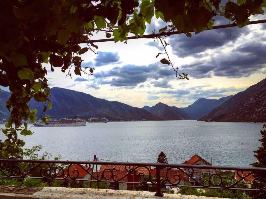 Apartment Terazza Di Ljuta Kotor Luaran gambar