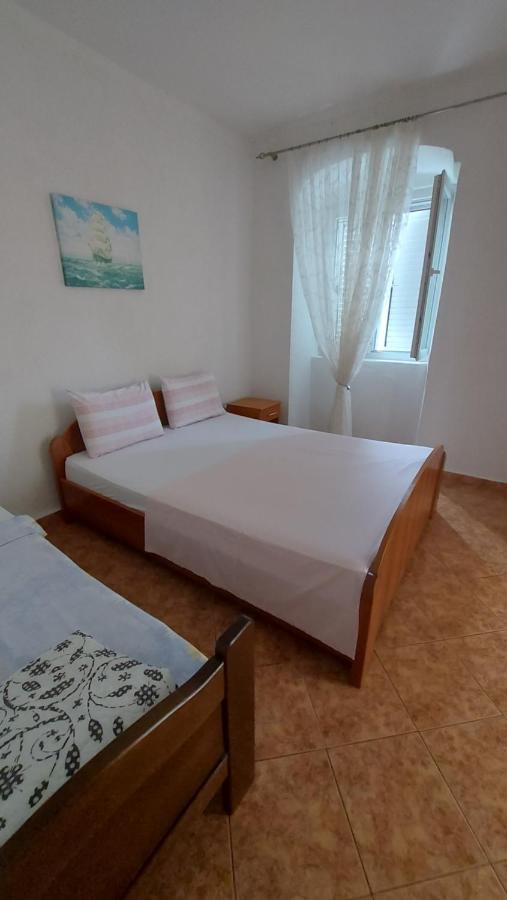 Apartment Terazza Di Ljuta Kotor Luaran gambar