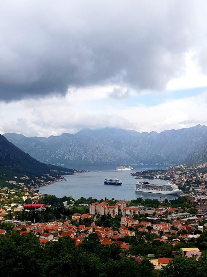 Apartment Terazza Di Ljuta Kotor Luaran gambar